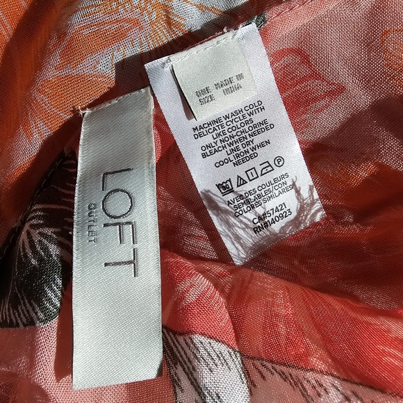 Scarf bundle (one NWT) - Picture 14 of 14